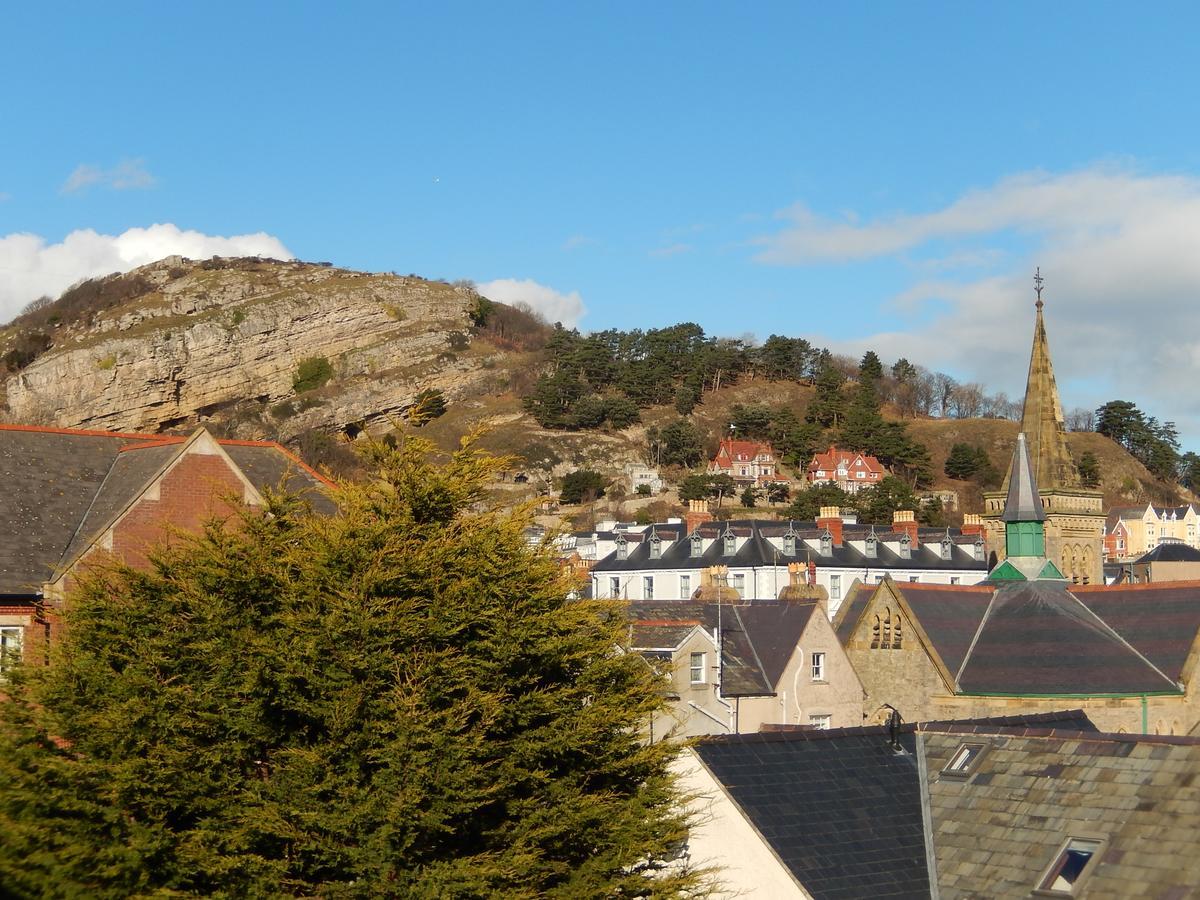 Shore To Shore Llandudno Exterior photo